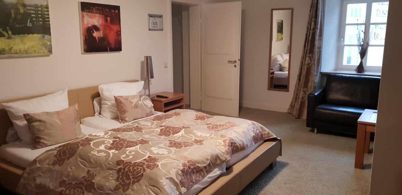 Zum Simonbraeu Hotell Bitburg Eksteriør bilde