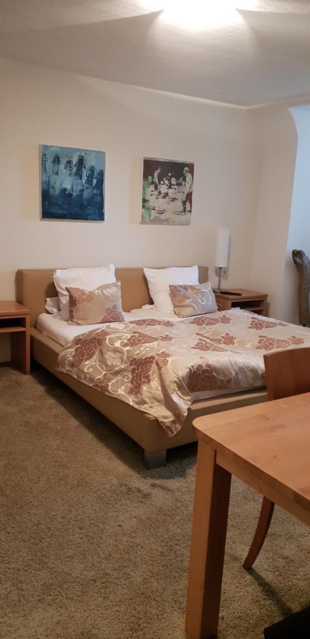 Zum Simonbraeu Hotell Bitburg Eksteriør bilde